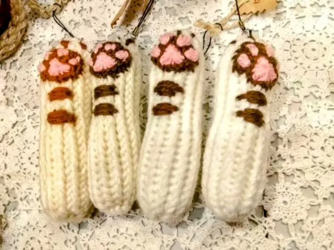 肉球のあみぐるみ